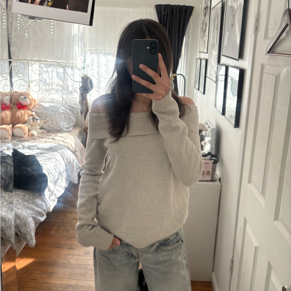 Brandy Melville Off-Shoulder Sweater in Cream